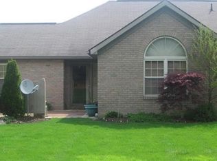 1438 Tewksbury Cir, Cuyahoga Falls, OH 44221