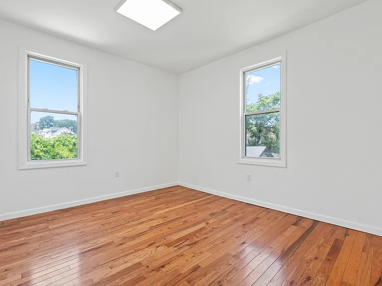 1043 Hunterdon St #2 — Photo 14