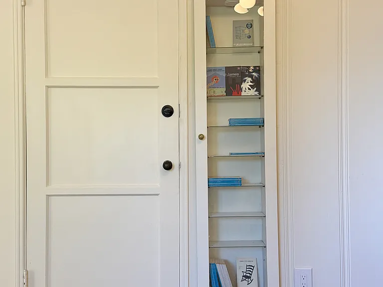 Rotary Dr — Photo 12