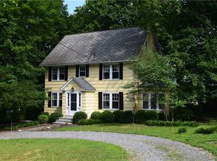 51 Galloway Rd, Warwick, NY 10990