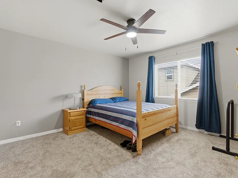 4724 W Wagon Train Dr — Photo 17