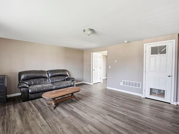 5th image of 441-447 Barnett Rd