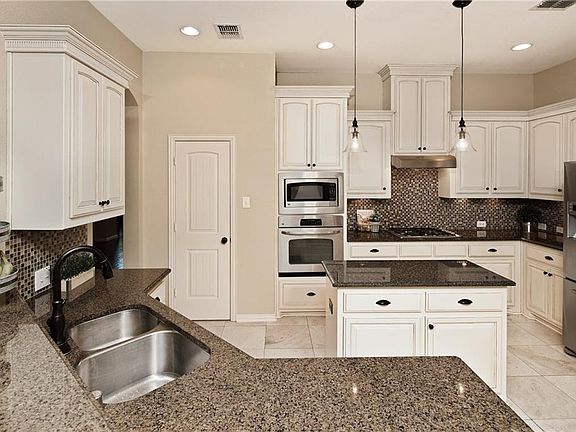 4th image of 7717 Glenwood Springs Ln