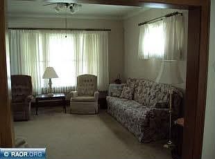 2nd image of 2415 6th Ave E