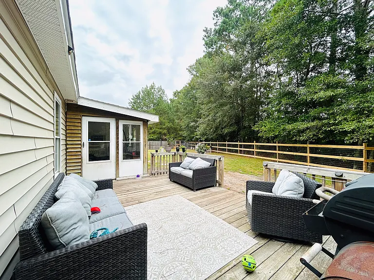 106 Camellia Creek Dr — Photo 32
