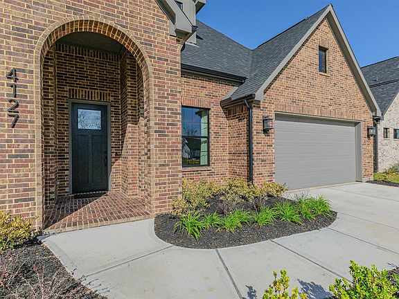 3rd image of 4127 Wooded Isle Way