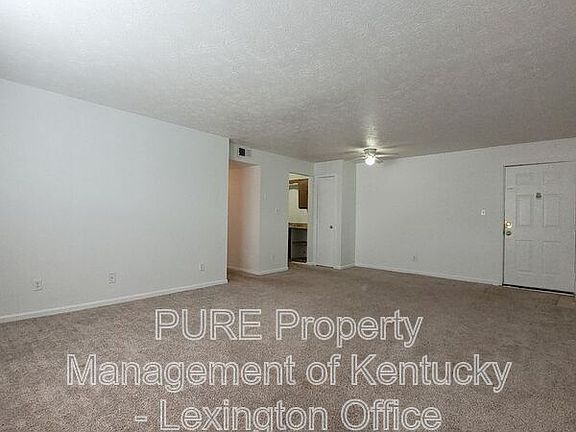 3rd image of 1322 Chinook Trl APT 7