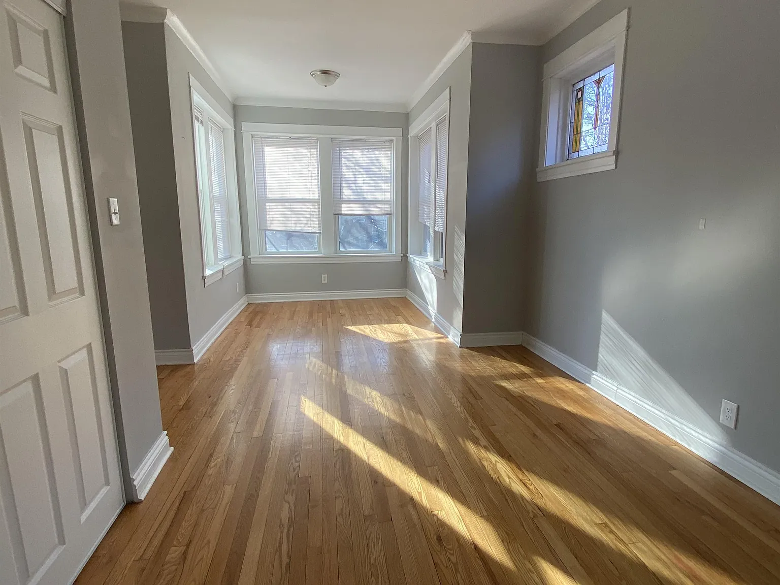 4415 North Drake Avenue — Photo 2