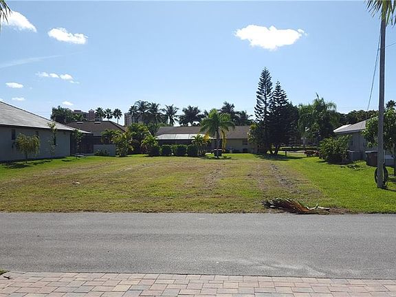 2nd image of 1712 SW 54th Ln