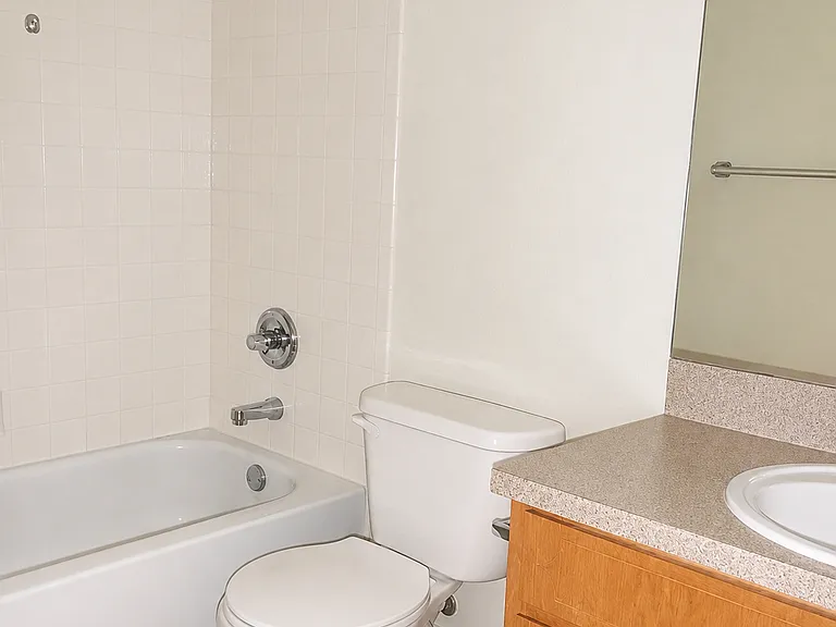 312 S 40th St #A — Photo 10