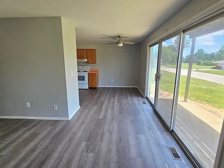 364 Gatewood Rd — Photo 10