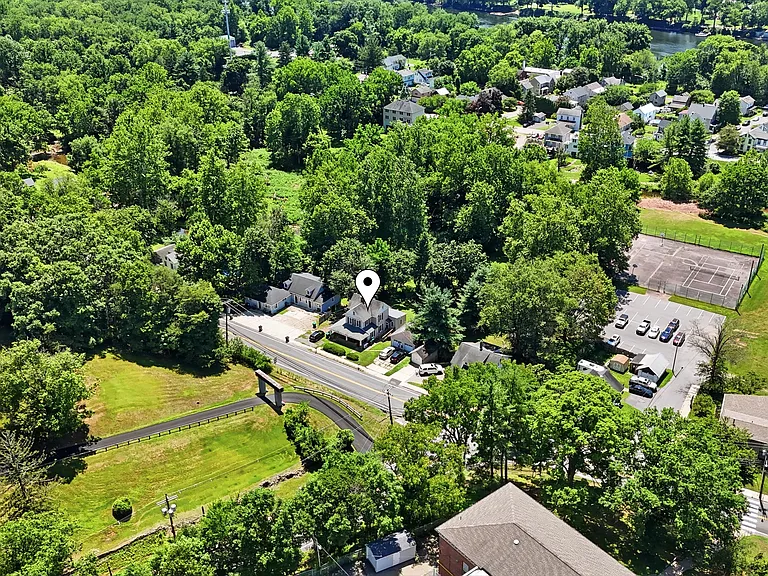 68 Frenchtown Rd #A — Photo 11