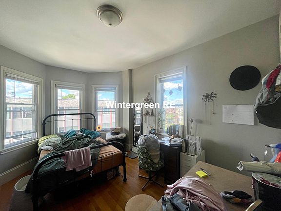 5th image of 124 Berkshire St #77