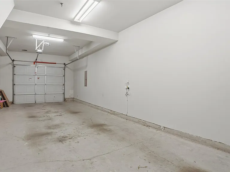 1411 Town Creek Dr #6 — Photo 23