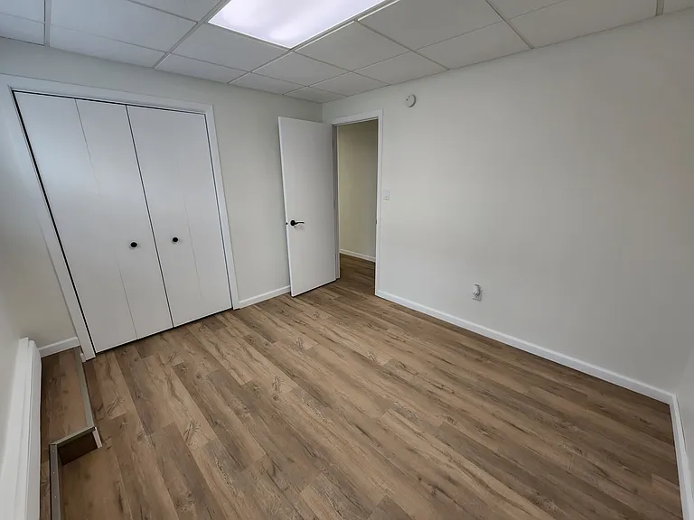 517 1st Ave S #3 — Photo 10