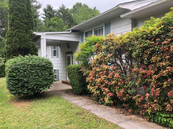 1606 Daniels Run Rd NE
