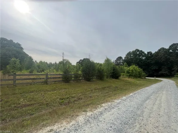 405 Luna Ln #17K, Clemmons, NC 27012
