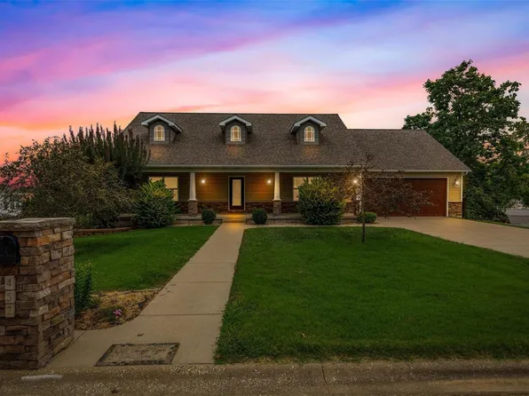 452 Willow Creek Dr, Farmington, MO 63640
