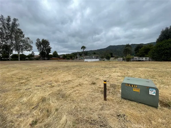 4 Sheets Ln #E, Wildomar, CA 92595