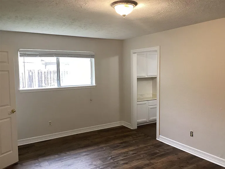 10218 Sagemark Dr — Photo 9