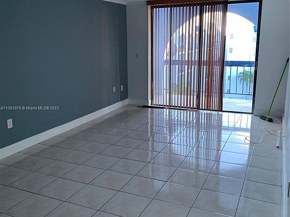 2nd image of 9440 Fontainebleau Blvd APT 513