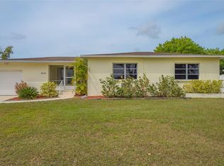 4518 Seminole St, Bradenton, FL 34207
