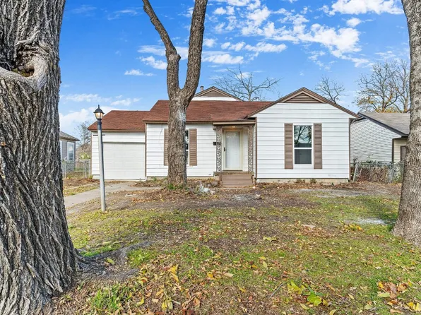 809 Woodland Dr, Garland, TX 75040