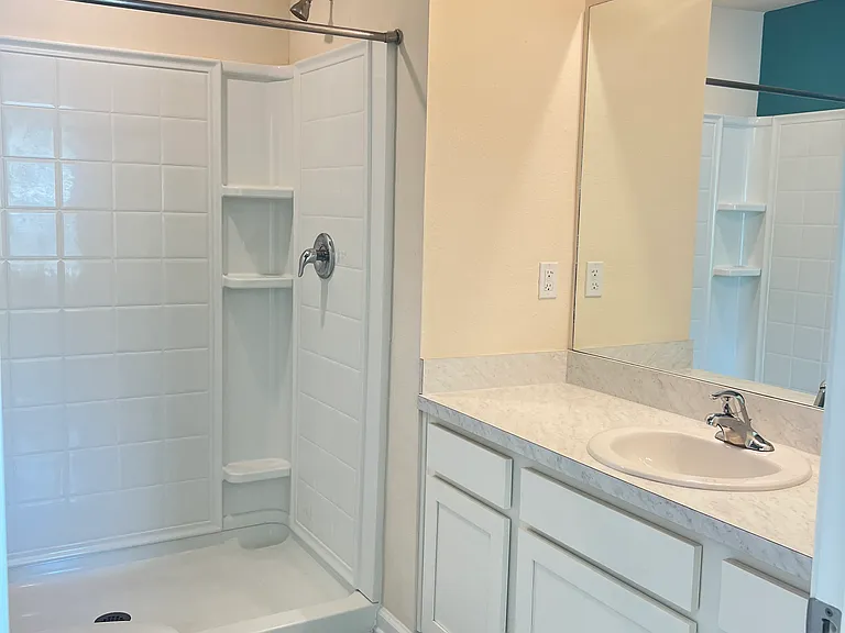836 Rotary Rd — Photo 12