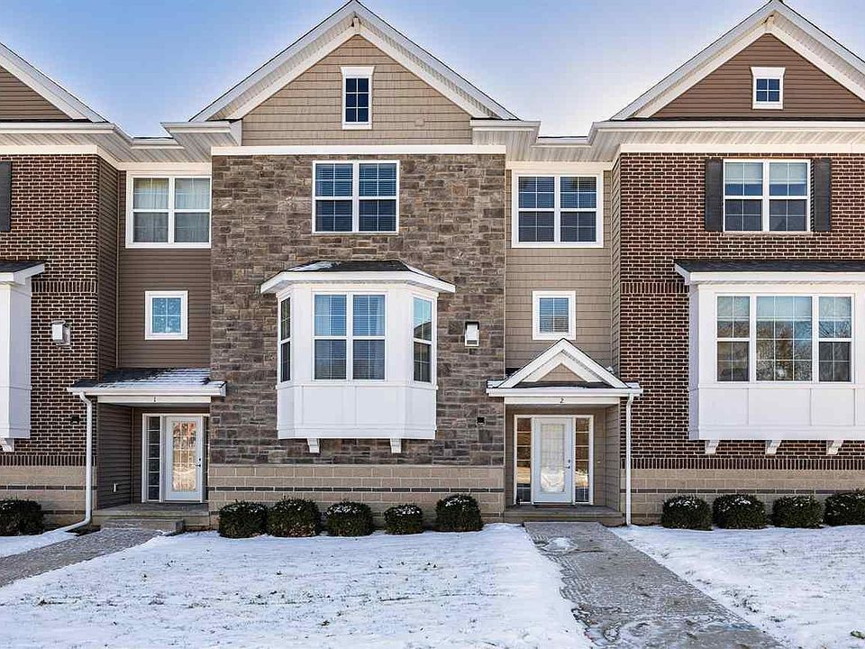 1st image of 450 3rd Ave APT 2