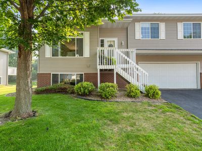 1403 Constitutional Dr, Northfield, MN, 55057
