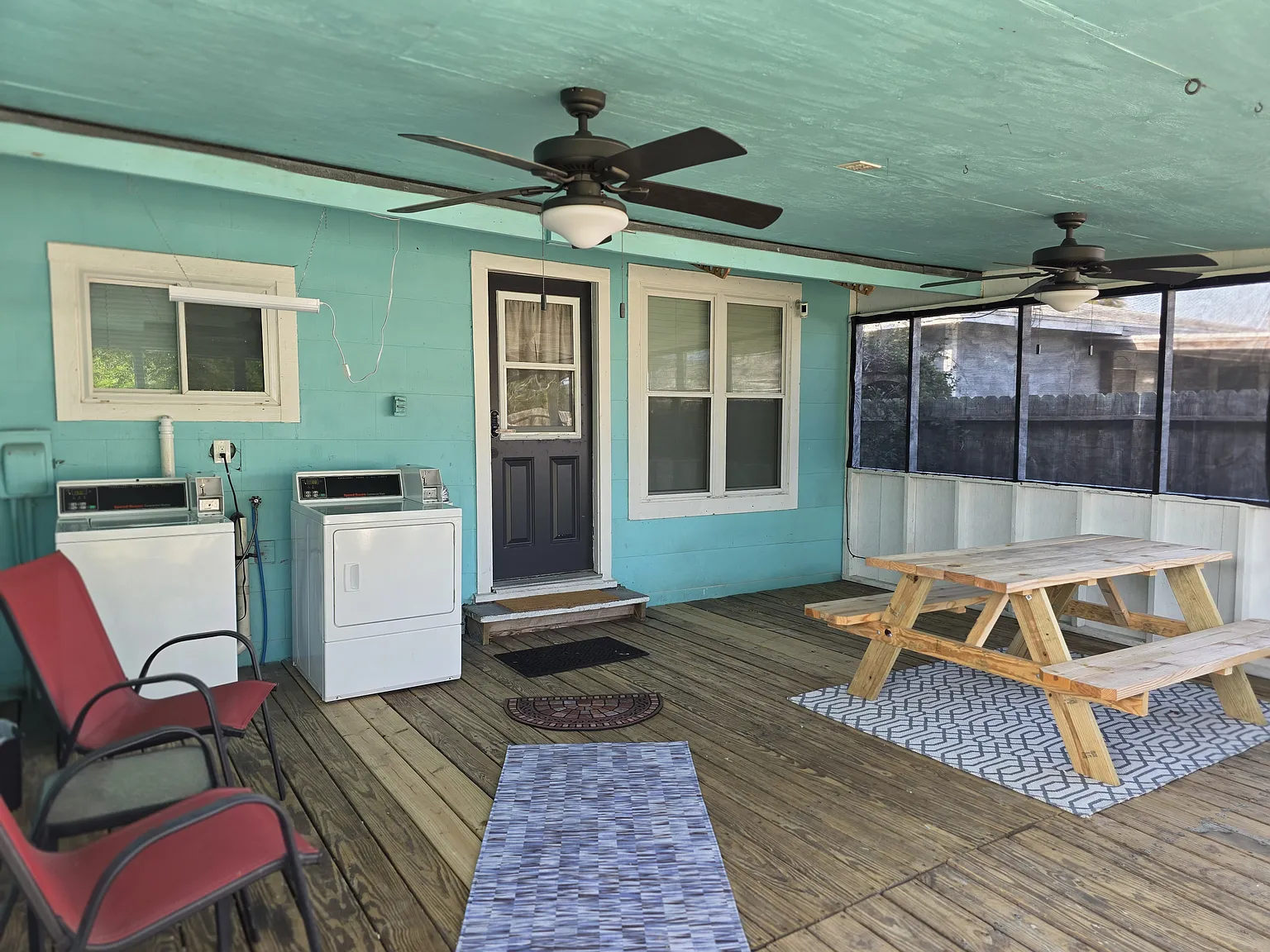 5 bed, 2146 sqft, $760 — Photo 2