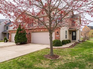 1022 Homestead Dr, Bloomington, IL 61705