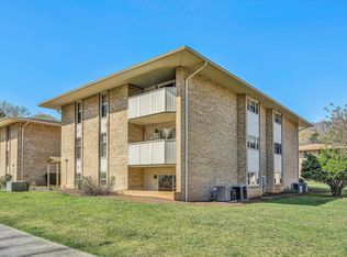 5260 Crossbow Cir UNIT 15B, Roanoke, VA 24018