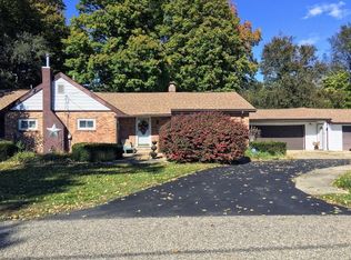 19251 Burke St, South Bend, IN 46637