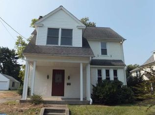 2066 Moreland Rd, Abington, PA 19001