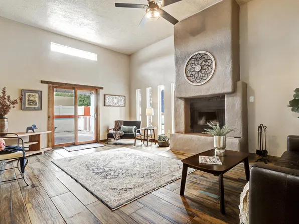 9211 Cascajo Dr NE, Albuquerque, NM 87111