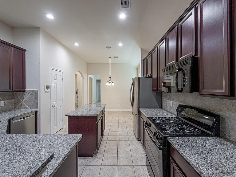 3422 Smart Sands Ln — Photo 11