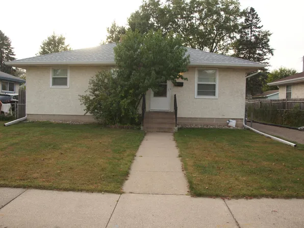 1175 Arundel St, Saint Paul, MN 55117
