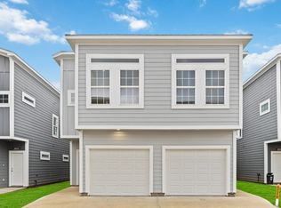 18831 Luminescent Ln, Spring, TX 77379