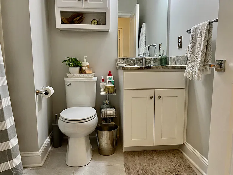 77 Van Dam St #201 — Photo 18