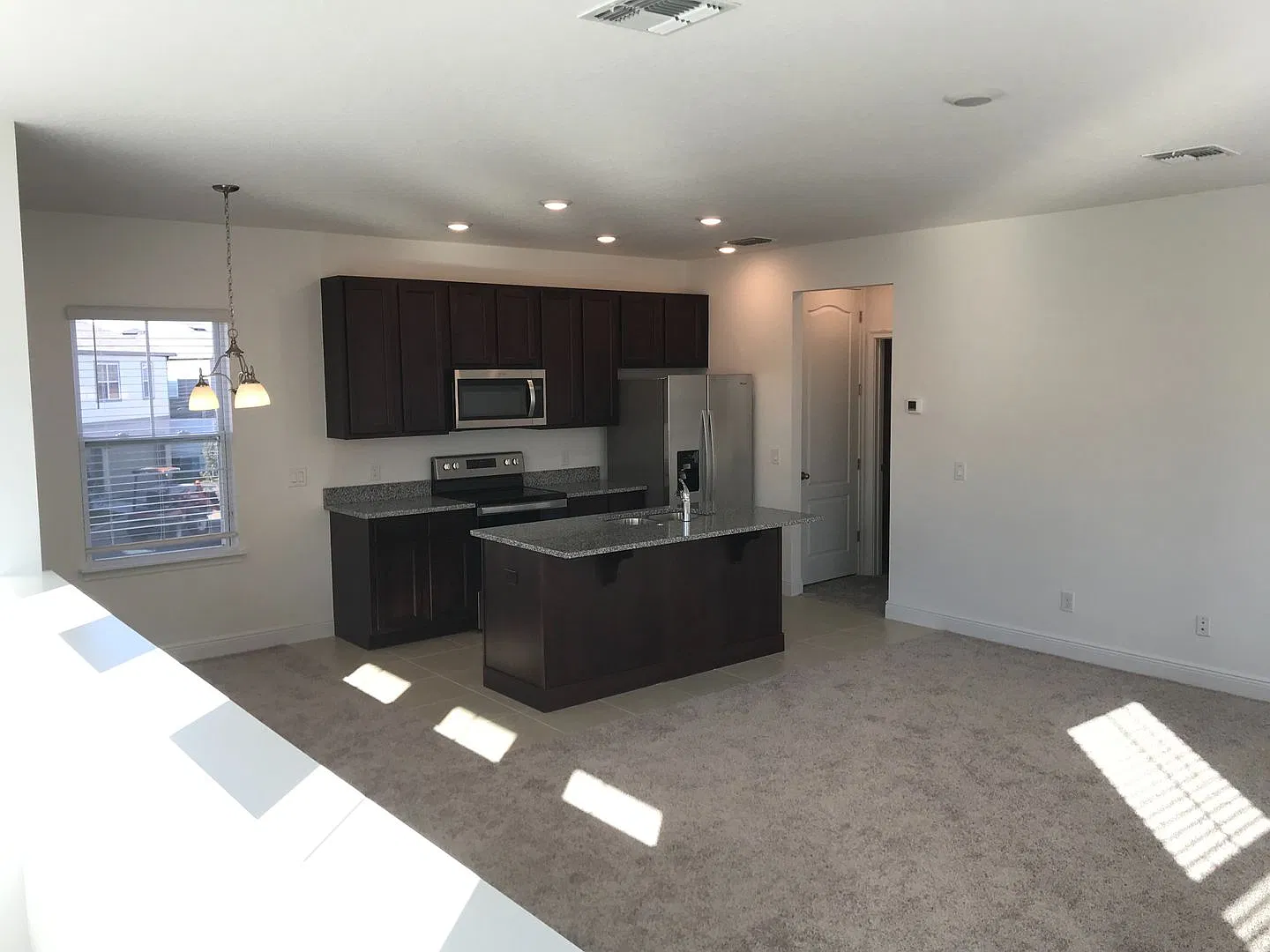 1 Bedroom/1 Bathroom/1 Car Garage Apartment In Lake Nona — Photo 3