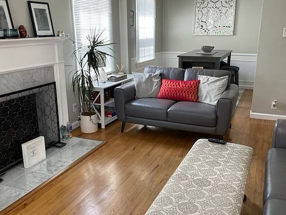 4th image of 8113 Stewart Ave