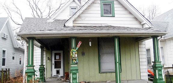 3rd image of 30 N Holmes Ave