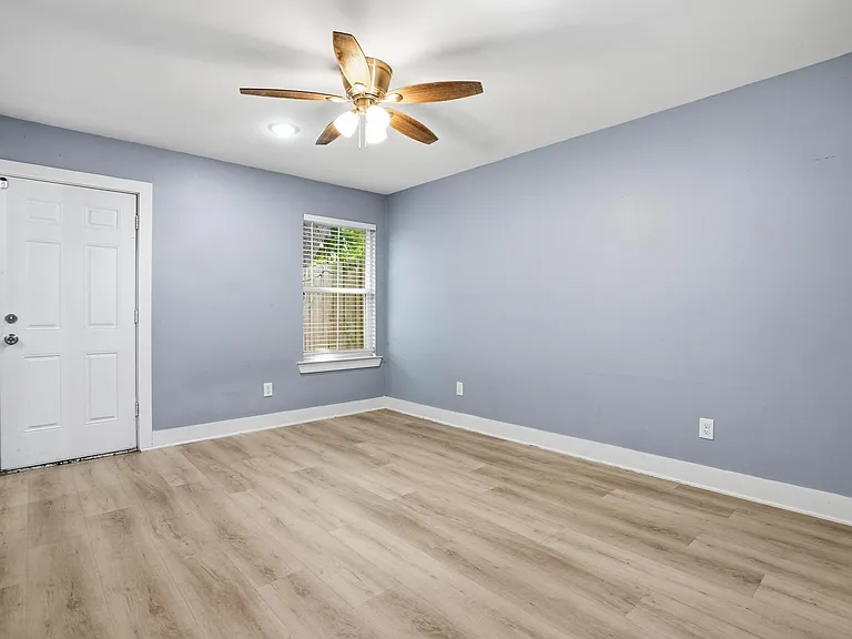 1010 Clinton Park St #A — Photo 14
