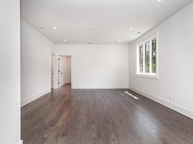 909B Gale Ln — Photo 23