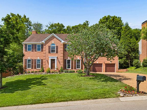 3rd image of 707 Roantree Dr