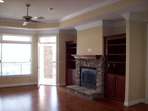 2nd image of 322 Rocky Top Dr