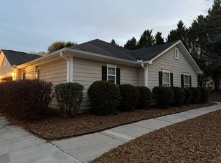 6298 Waverly Ln, Fairburn, GA 30213