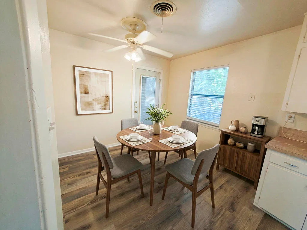 3 bed, 1054 sqft, $1,125 — Photo 4