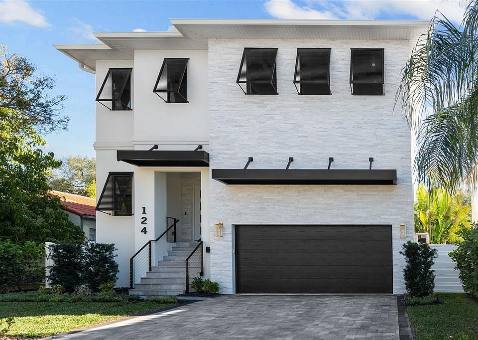 1st image of 124 Adriatic Ave